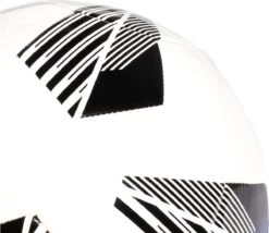 Voetbal Adidas - Tiro Club - Wit Zwart -Winkel voor professionele sportartikelen 1200x1038 2