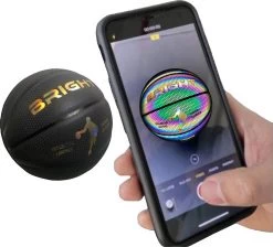 The BRIGHT Lichtgevende Basketbal | Reflecterend | Basketball | Holografisch | Glow In The Dark | Kinderen En Volwassenen | Unisex | Wit/Zwart/Roze/Blauw/Geel | Outdoor/Indoor | Maat 7 -Winkel voor professionele sportartikelen 1200x1086