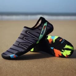 Nixnix - Waterschoenen - Maat 40 - Aquaschoenen - Strandschoenen - Antislip - Schoenen Voor Zwembaden En Strand - Volwassenen En Kinderen - Beschermt Tegen Grof Zand Scherpe Stenen En Dieren Onder Water - Unisex -Winkel voor professionele sportartikelen 1200x1200 149