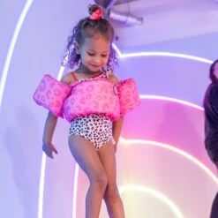 Swim Essentials - Puddle Jumper Zwemvest - Roze Panterprint - 2-6 Jaar - 15-30 Kg -Winkel voor professionele sportartikelen 1200x1200 273