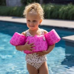Swim Essentials - Puddle Jumper Zwemvest - Roze Panterprint - 2-6 Jaar - 15-30 Kg -Winkel voor professionele sportartikelen 1200x1200 276