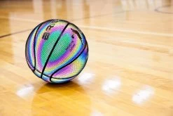 The BRIGHT Lichtgevende Basketbal | Reflecterend | Basketball | Holografisch | Glow In The Dark | Kinderen En Volwassenen | Unisex | Wit/Zwart/Roze/Blauw/Geel | Outdoor/Indoor | Maat 7 -Winkel voor professionele sportartikelen 1200x800 33